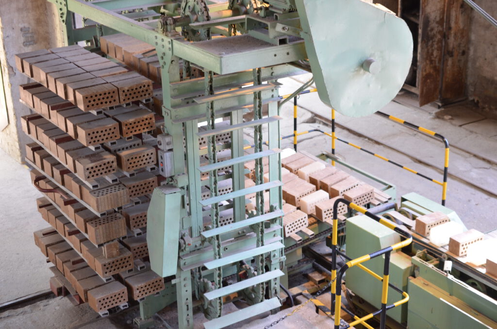 Ziegeleimaschinen in Mildenberg